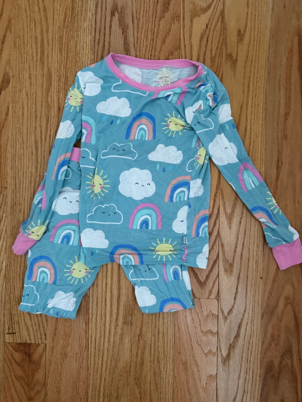 Kids' Blue Rainbow & Cloud Pajama Set - little sleepies size 5/6 GUC